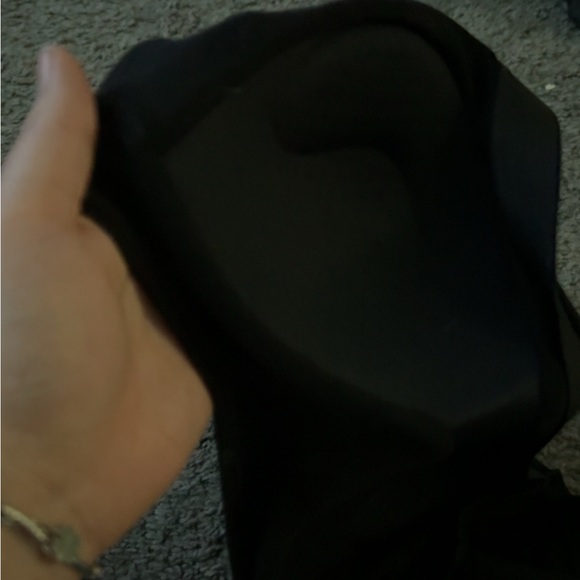 ALO Yoga Women's Dark Tank Top - Picture 3 of 3